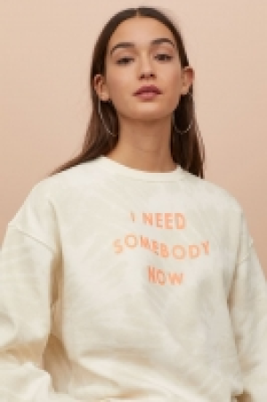  Sweat avec motif imprimé 9.99 €