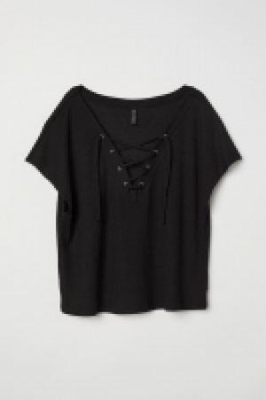 Top avec laçage 5.99 €