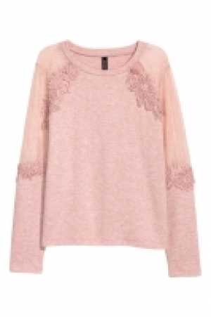  Pull avec dentelle 9.99 €