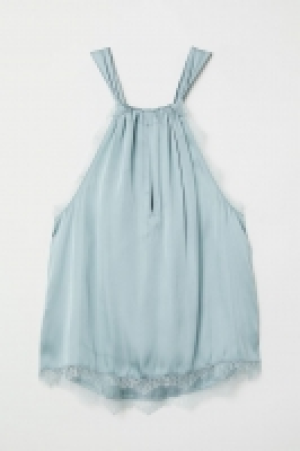  Top en satin avec dentelle 13.99 €