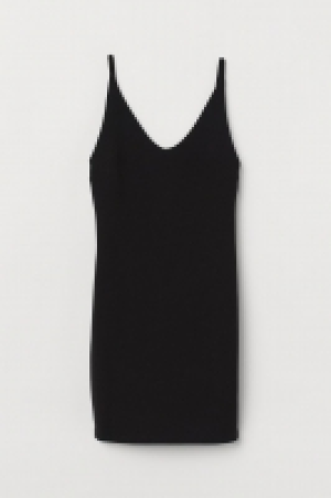  Robe moulante 18.99 €