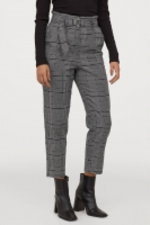 Pantalon 7/8 avec ceinture 12.99 €