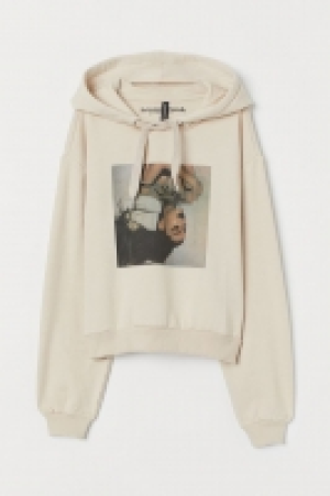 Sweat court avec capuche 11.99 €
