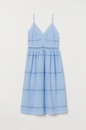 Robe brodée 18.99 €