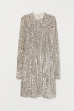 Robe à paillettes 18.99 €