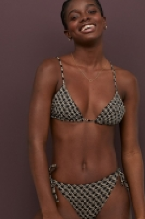 Haut de maillot triangle 6.99 €