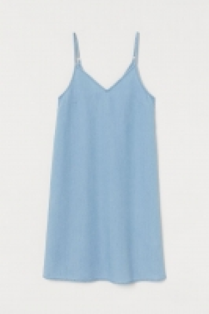 Robe à encolure en V 12.99 €