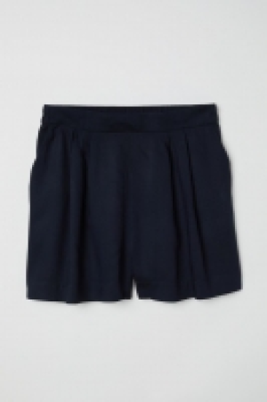 Short ample 4.99 €