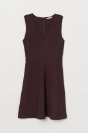 Robe ajustée 14.99 €