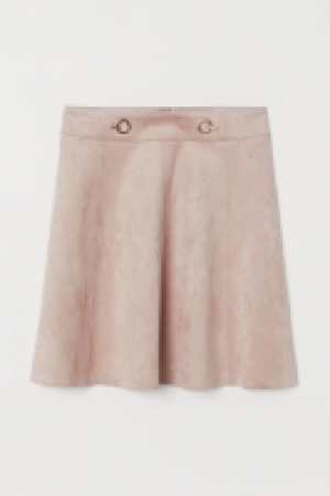 Jupe courte en suédine 16.99 €