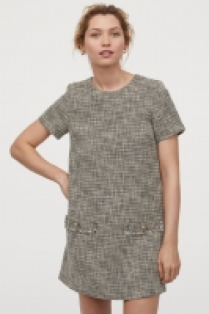 Robe en tissu armuré 17.99 €