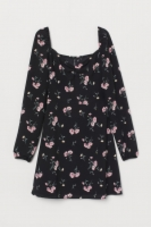 Robe en crêpe 6.99 €