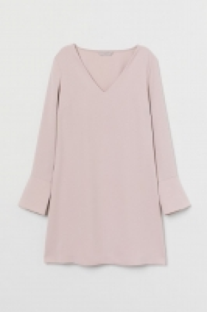 Robe à encolure en V 17.99 €