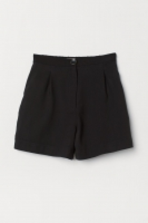 Short en twill 13.99 €