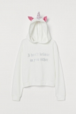 Sweat à capuche avec motif 11.99 €