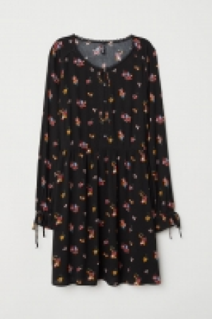 Robe à boutons 13.99 €