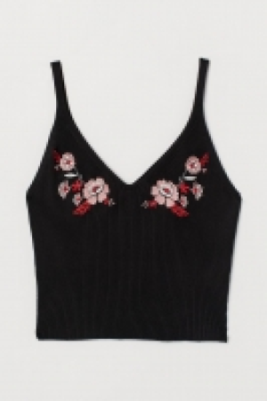 Top côtelé avec broderies 8.99 €