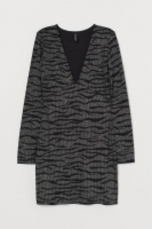 Robe scintillante 17.99 €