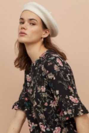 Robe volantée 8.99 €