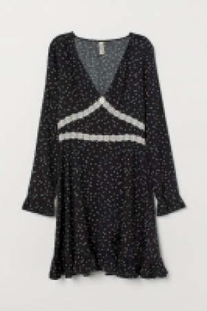 Robe à encolure en V 16.99 €