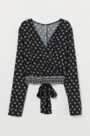 Blouse avec liens à nouer 11.99 €