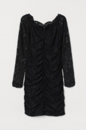 Robe en dentelle 17.99 €