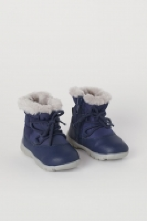 Bottines chaudement doublées 5.99 €