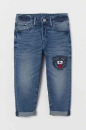 Relaxed Tapered Fit Jeans 16.99 €