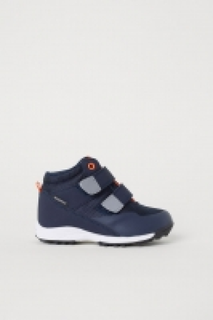Baskets imperméables 18.99 €