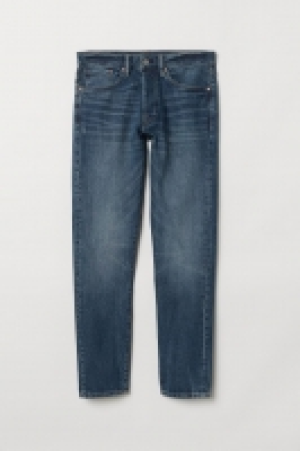 Slim Straight Jeans 23.99 €