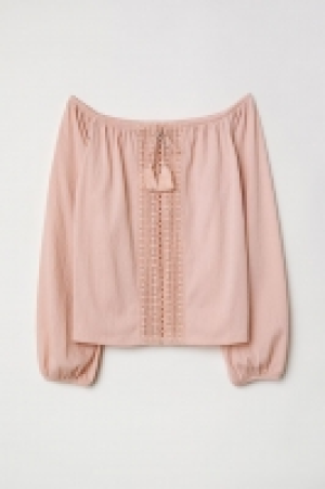 Top épaules nues avec dentelle 5.99 €