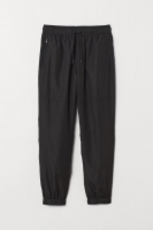 Pantalon jogger 5.99 €
