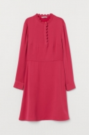 Robe à bords festonnés 18.99 €
