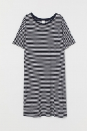 Robe T-shirt courte 6.99 €