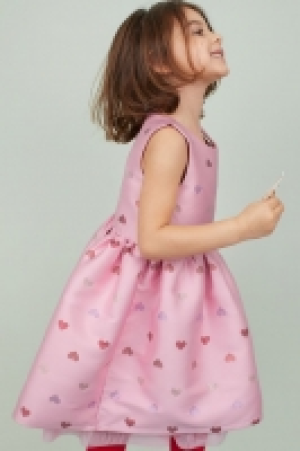 Robe en brocart avec tulle 11.99 €