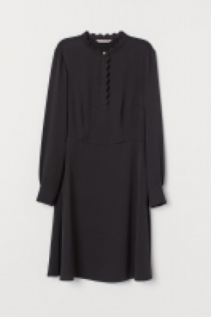 Robe à bords festonnés 24.99 €