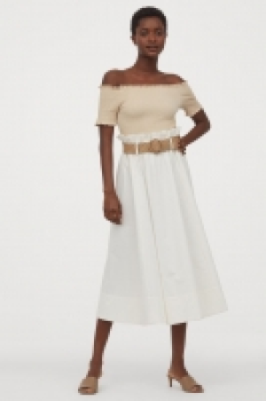 Jupe avec ceinture 19.99 €