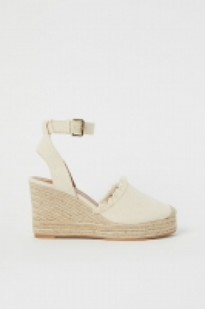 Sandales à talon compensé 14.99 €