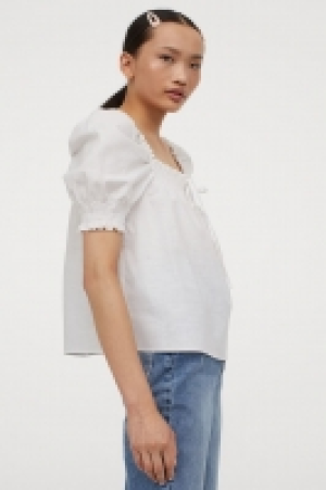 Blouse à manches bouffantes 7.99 €
