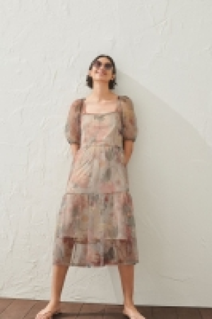 Robe en mesh 8.99 €