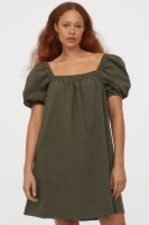 Robe à manches bouffantes 8.99 €