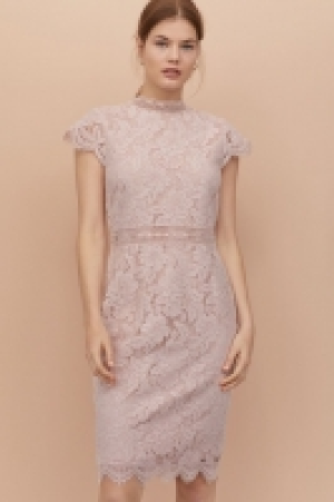 Robe en dentelle 19.99 €