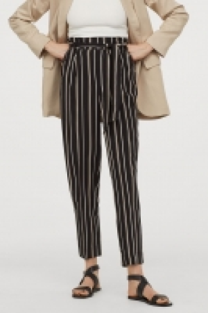 Pantalon paper bag 8.99 €