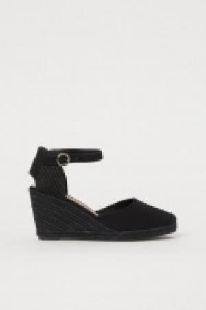 Espadrilles à talon compensé 14.99 €