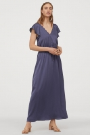 Robe longue à manches papillon 17.99 €
