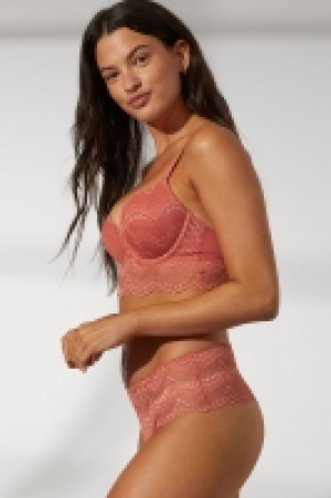 Culotte Thong en dentelle 2.49 €