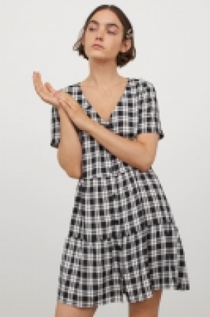 Robe à encolure en V 9.99 €