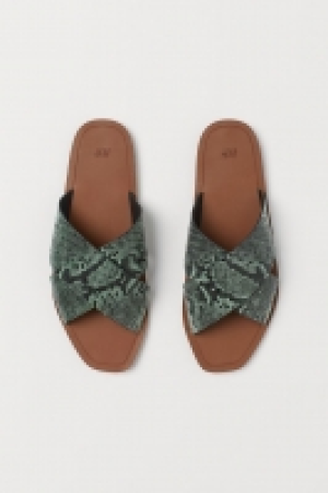 Sandales en cuir 19.99 €