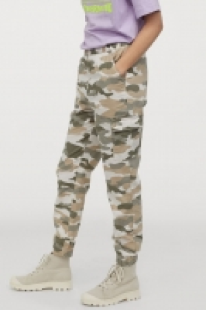 Pantalon cargo en twill 7.99 €