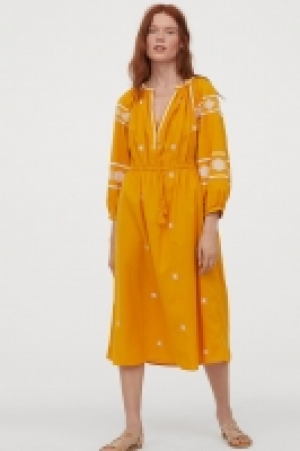Robe brodée en coton 24.99 €